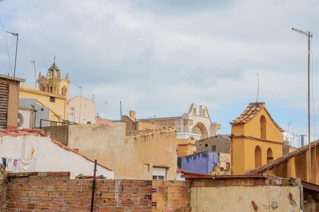 Apartamento 2 en la muralla romana junto a la Catedral Tarragona Exterior foto